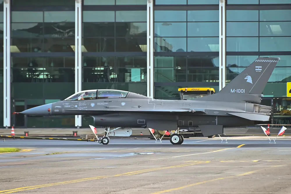 e4d82d10-3f38-416b-a08f-5e7f675956c5